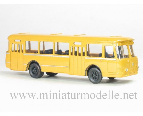 H0 1:87 LiAZ 677 Bus, small batches model