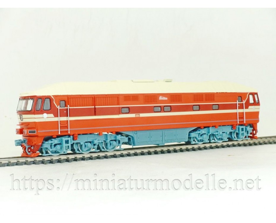 1:87 H0 TEP70 passenger diessel locomotive with magazine #11,  Modimio Collections by www.miniaturmodelle.net