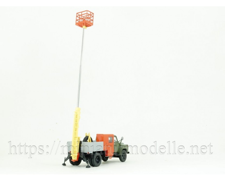 1:43 GAZ 52 Telescopic boom lift TVG 15| Online Hobby Store for Railway ...