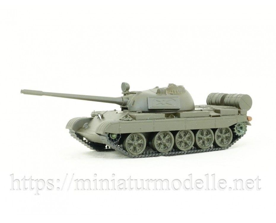 H0 1:87 T-55 Main battle tank, light green military,  Bergs by https://miniaturmodelle.net