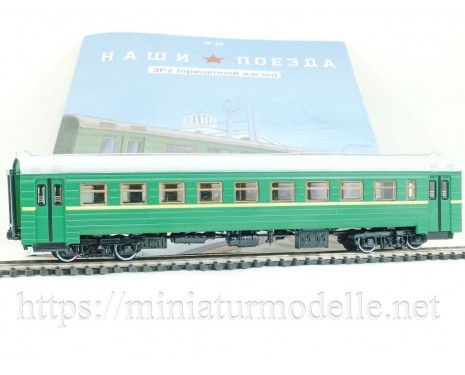 1:87 H0 ER2 trainset trailer cars with magazine #22