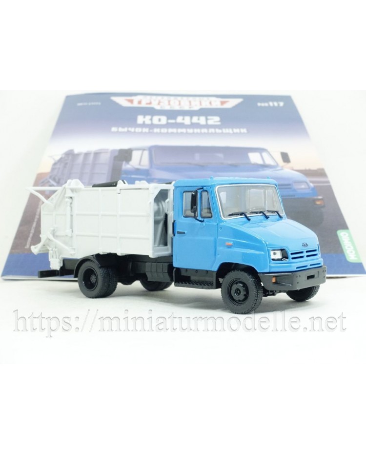 1:43 ZIL 5301 Garbage truck KO 442 with magazine #117