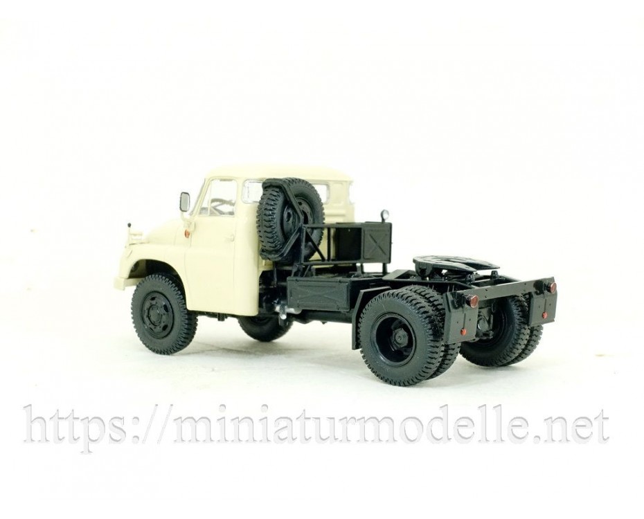 1:43 Tatra 138 NT 4x4 Solozugmschine, 103283, Auto History - Aist by https://miniaturmodelle.net