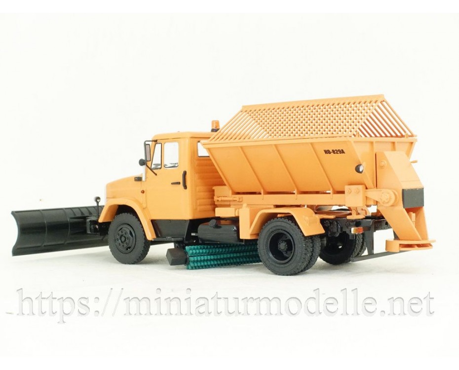 1:43 ZIL 4333 Schneepflug mit Sandstreuerssm KO-829A, 103368, Auto History - Aist by https://miniaturmodelle.net