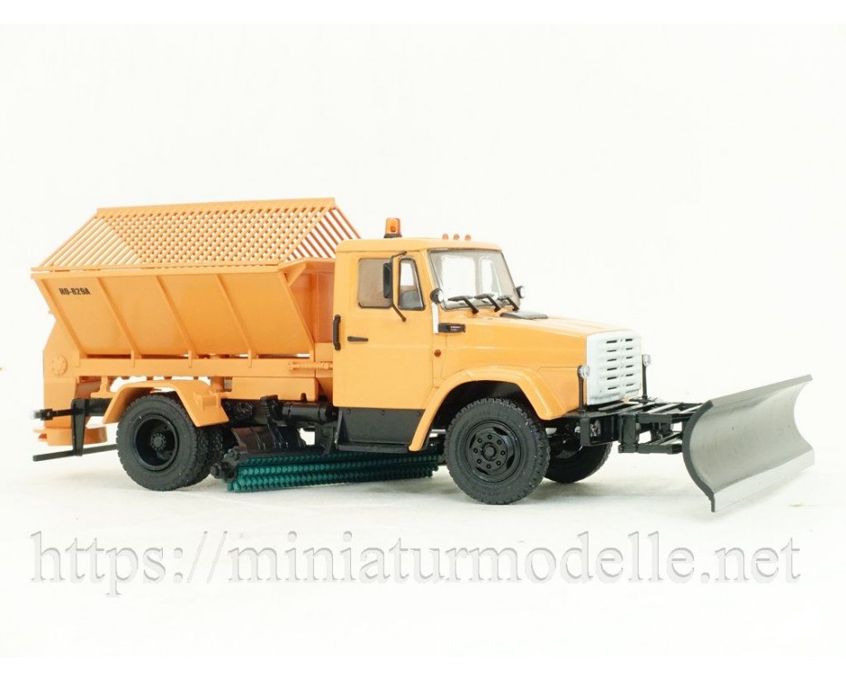1:43 ZIL 4333 Schneepflug mit Sandstreuerssm KO-829A, 103368, Auto History - Aist by https://miniaturmodelle.net