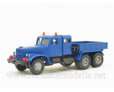 H0 1:87 KRAZ 258 one and a half cabin ballast tractor, civil