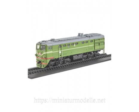 1:87 H0 2TE10L twin unit diesel locomotive with magazine #28