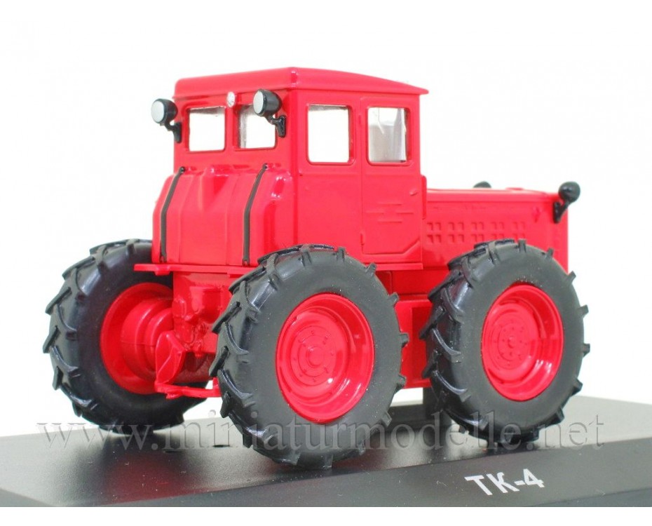 1:43 TK 4 Tractor with magazine #100,  Hachette by https://miniaturmodelle.net