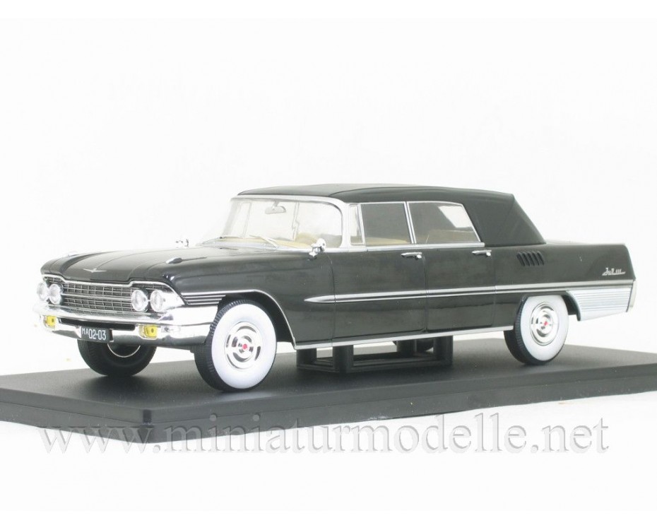 1:24 ZIL 111 D Limousine with magazine #62,  Hachette by https://miniaturmodelle.net
