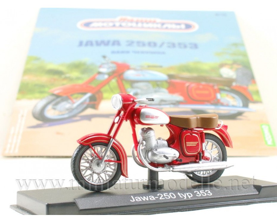 Modimio 1946-1951 1:24 M1A  'Moskva' #03 Our Motorcycles 