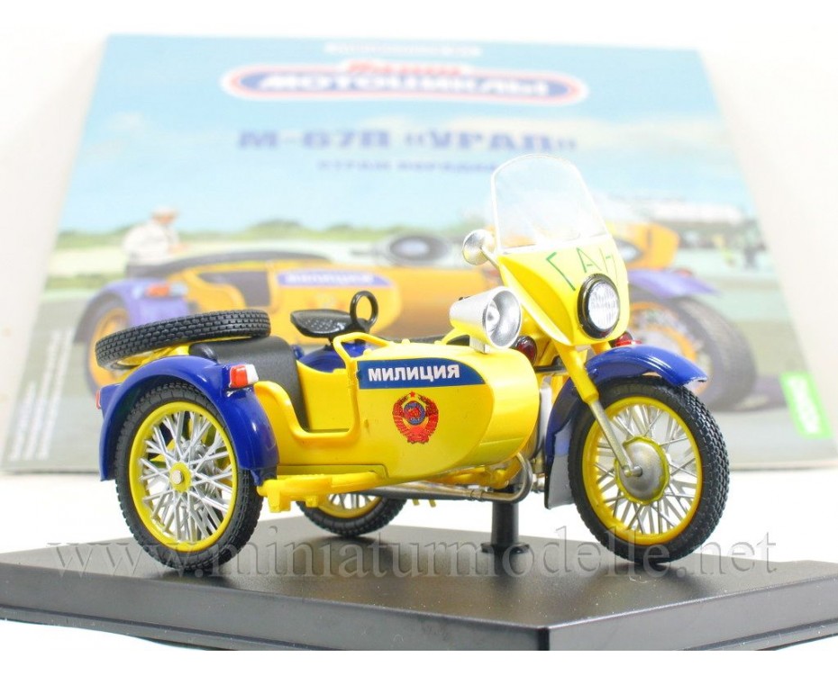 1:24 M 67P Ural Police motorcycle with sidecar and magazine #1, special issue,  Modimio Collections by www.miniaturmodelle.net