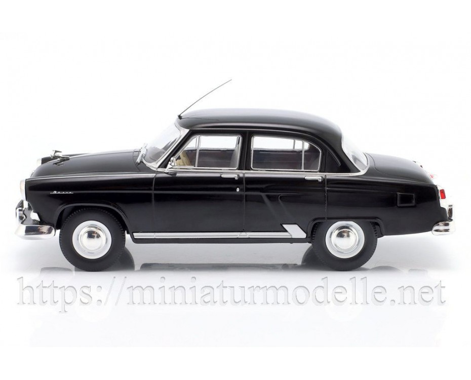 1:24 GAZ M 21 Volga 1960, WB124245, WhiteBox by https://miniaturmodelle.net