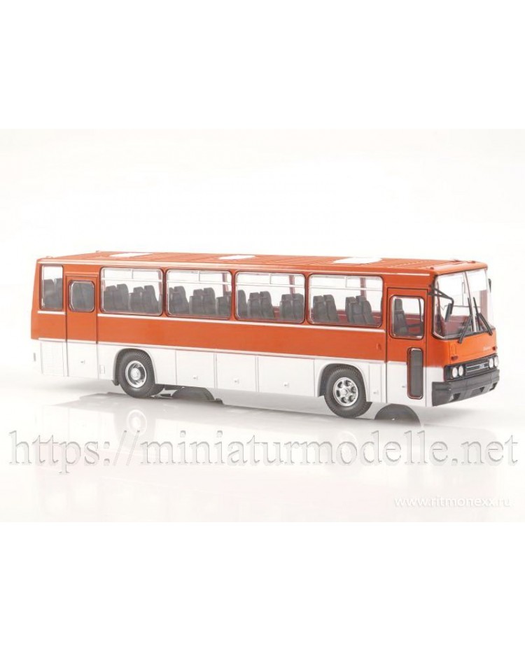 1:43 Ikarus 256 Reisebus mit Zeitschrift #31, rot / weiss Neuauflage