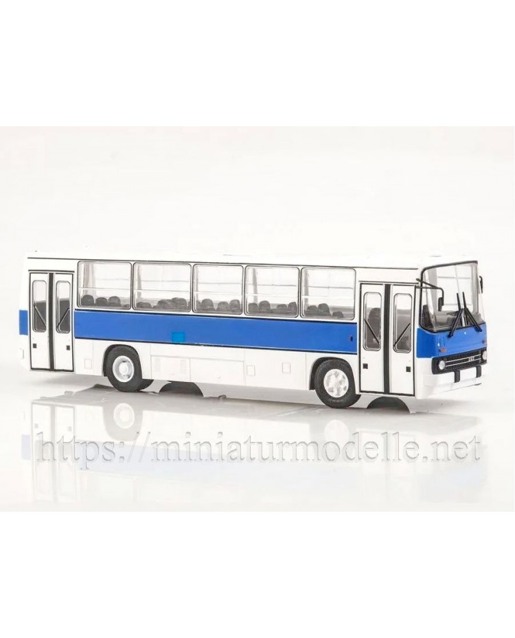 1:43 Ikarus 260.51 Nahverkehrsbus mit Zeitschrift #81