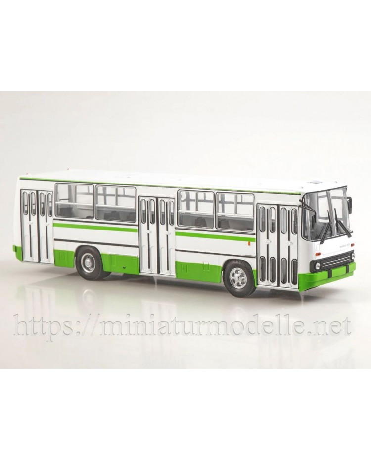 1:43 Ikarus 260 Stadtbus mit Zeitschrift #4, weiss / grün Neuauflage
