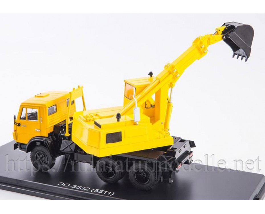 1:43 KAMAZ 5511 Mobilbagger EO 3532, SSM1531, Start Scale Models - SSM by https://miniaturmodelle.net