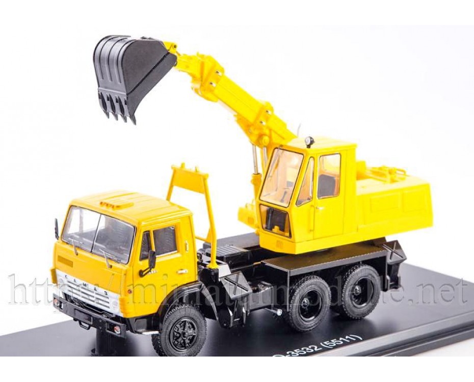 1:43 KAMAZ 5511 Mobilbagger EO 3532, SSM1531, Start Scale Models - SSM by https://miniaturmodelle.net