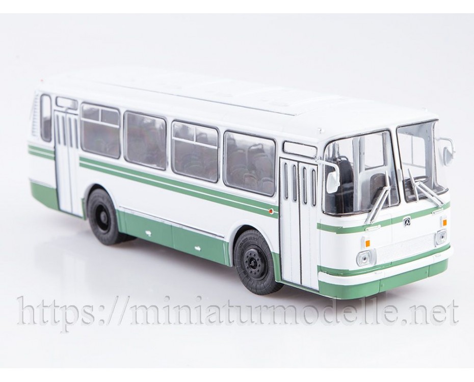 1:43 LAZ 695 N (1978) pilsētas autobuss ar žurnālu #60, NA060, Modimio Collections by https://miniaturmodelle.net