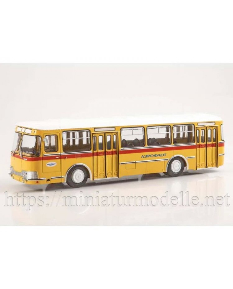 1:43 LIAZ 677 P Vorfeldbus mit Zeitschrift #15, Sonderausgabe