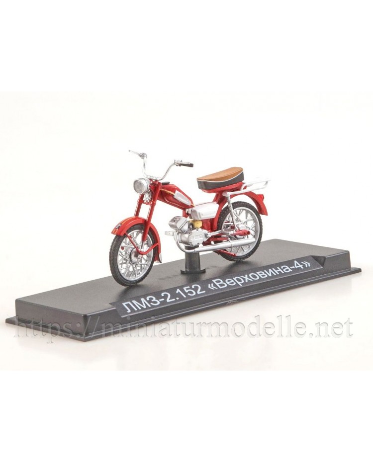 1:24 LMZ 2.15 Verhovina 4 Moped mit Zeitschrift #85