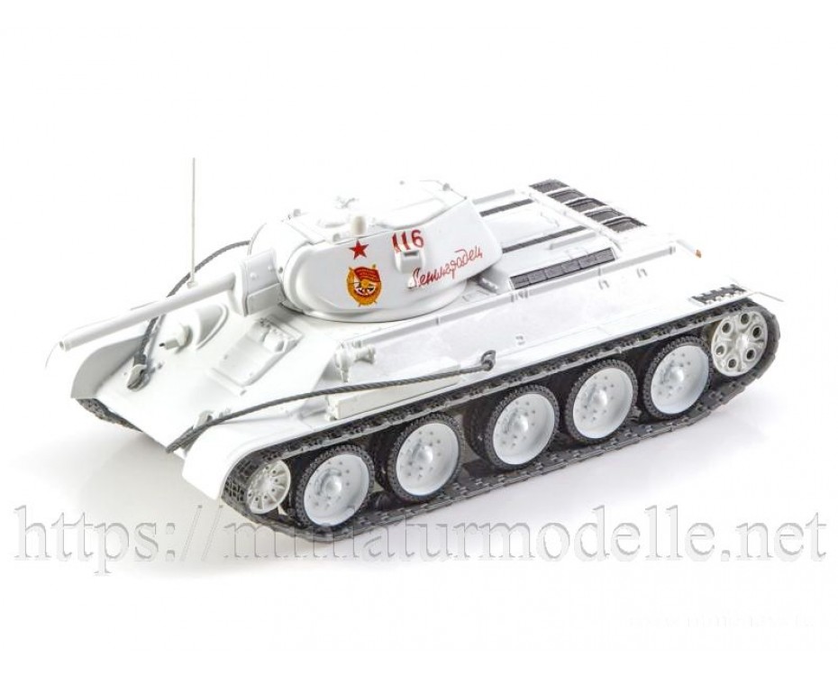 1:43 T-34-76 (1942) Panzer Winter mit Zeitschrift #9, BO09, Modimio Collections by https://miniaturmodelle.net