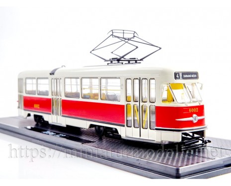 1:43 Tatra T2 tram
