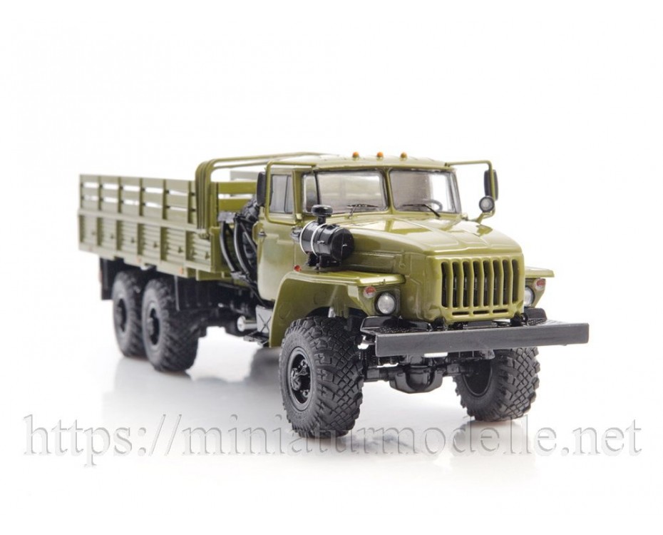 1:43 URAL 4320-0911 Pritsche Plane, Militär, SSM1472, Start Scale Models - SSM by https://miniaturmodelle.net