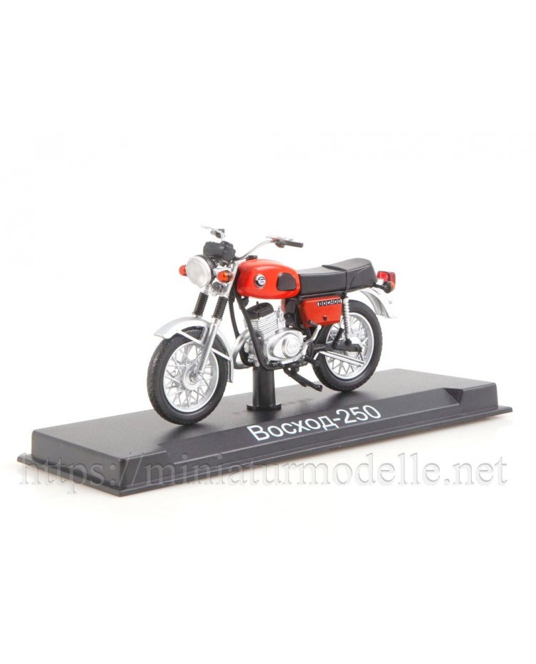 1:24 Voshod 250 Motorrad mit Zeitschrift #80