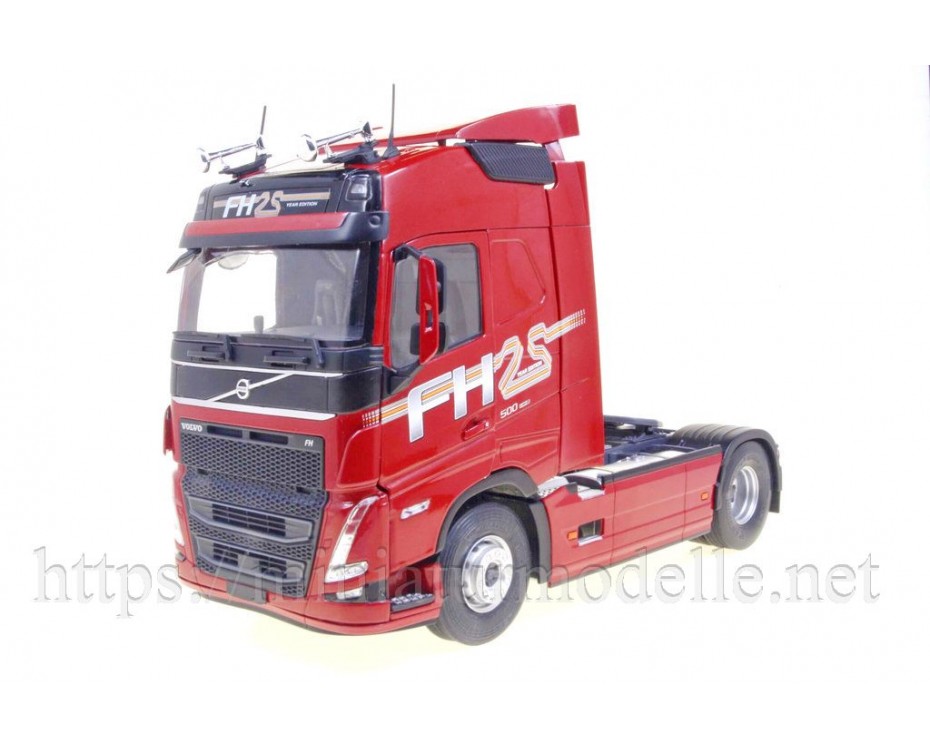 1:24 Volvo FH Globetrotter XL 25 Years Edition tractor truck, 2023, S2400104, Solido by https://miniaturmodelle.net