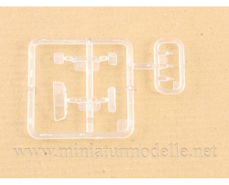 1:72 ZIL 131 motor heater UMP 350, kit, 1295AVD, AVD Models by https://miniaturmodelle.net