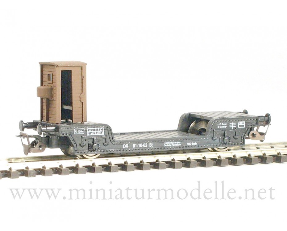 1:120 TT 3310 Low-loader wagon of the DR, type St., black, era 3, 3310, Peresvet by https://miniaturmodelle.net