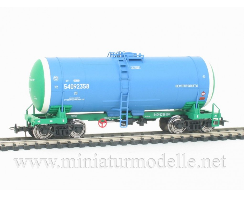 1:87 H0 0015 Kesselwagenset zum Transport von Erdolprodukte der RZD, 5. Epoche, 0015, Eurotrain by https://miniaturmodelle.net