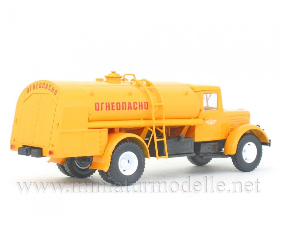 1:43 MAZ 200 Tankwagen TZ 200, 100763, Auto History - Aist by https://miniaturmodelle.net
