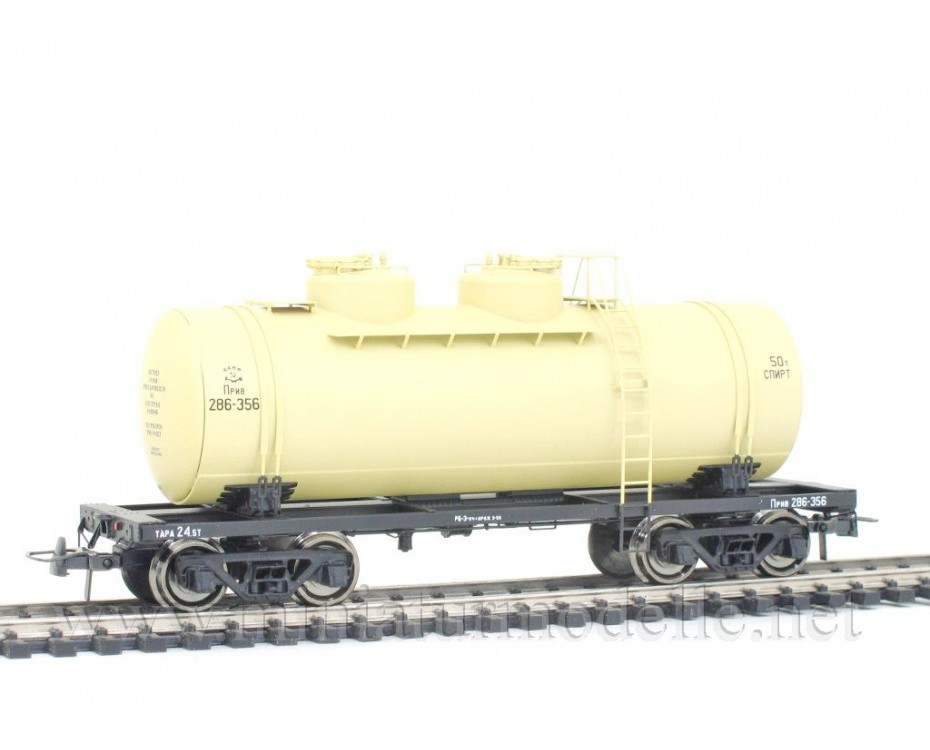 1:87 H0 Tank wagon 50t for spiritus transport of the CCCP livery, era 3, small batches model,  VaGoN Model  by https://miniaturmodelle.net