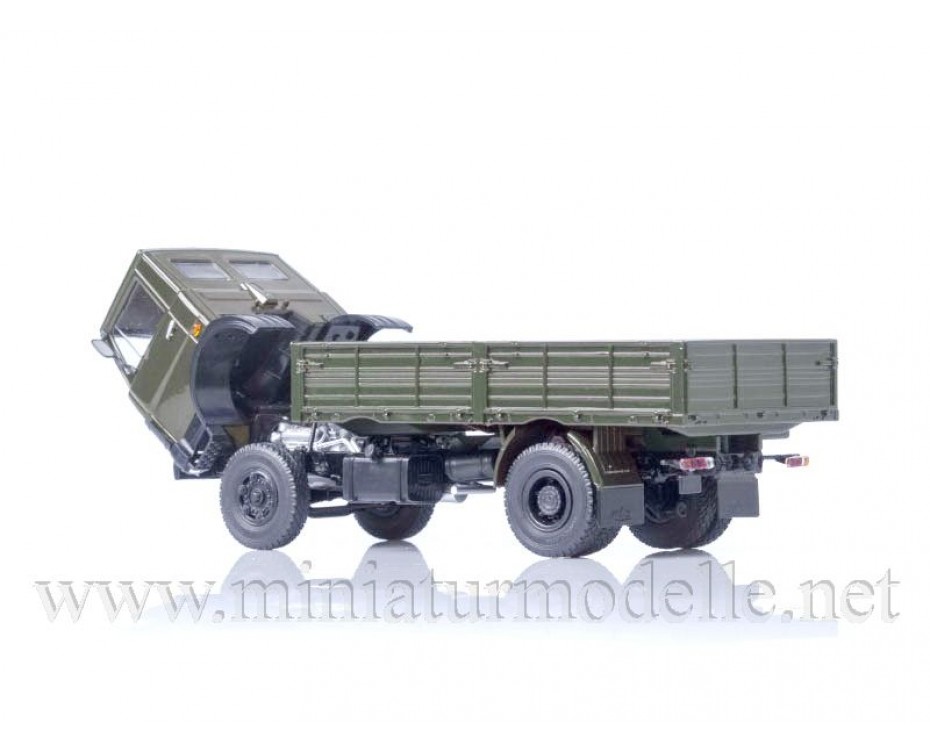 1:43 MAZ 5337 Pritsche (1987), militär, 100459, Auto History - Aist by https://miniaturmodelle.net