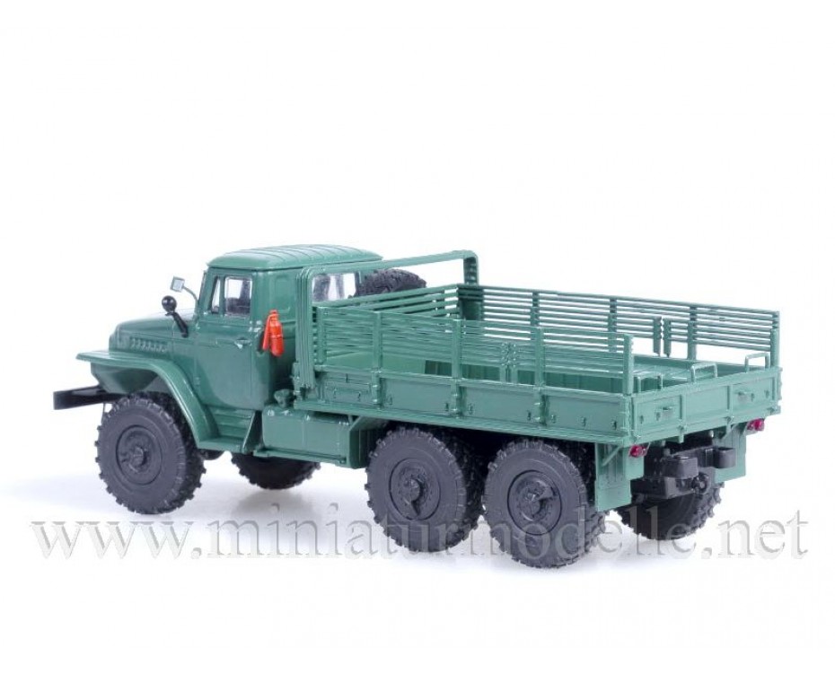 1:43 URAL 375 D high body load platform, military, 100268, Auto History - Aist by https://miniaturmodelle.net