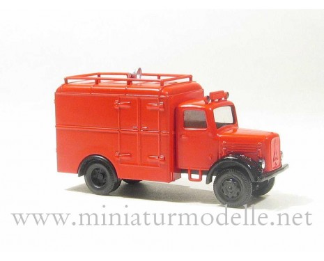 H0 1:87 Klöckner Deutz-Magirus closed side with loudspeaker, fire